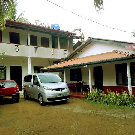 Rest Point Hotel Unawatuna Exterior foto