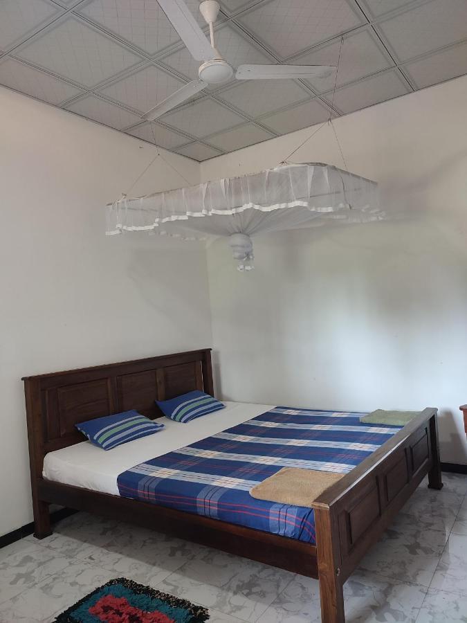 Rest Point Hotel Unawatuna Exterior foto